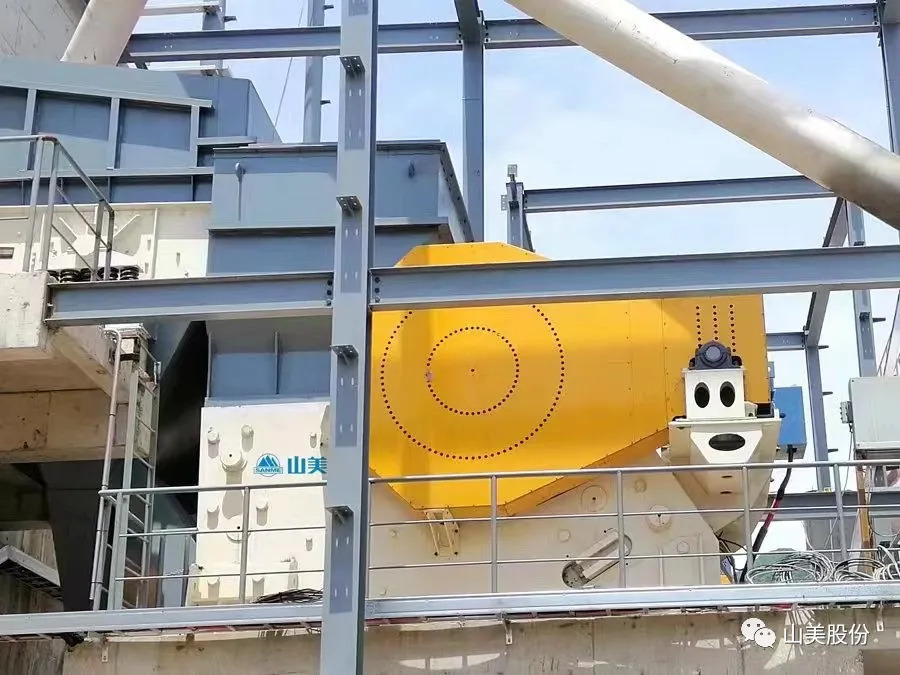 上海山美顎式破碎機性能優勢施工現場